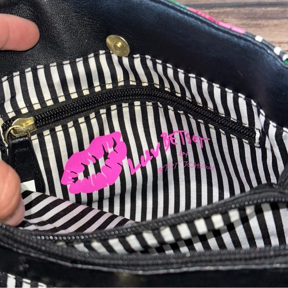 Betsey Johnson pink floral Striped small bag mini-purse NWOT - Picture 8 of 12
